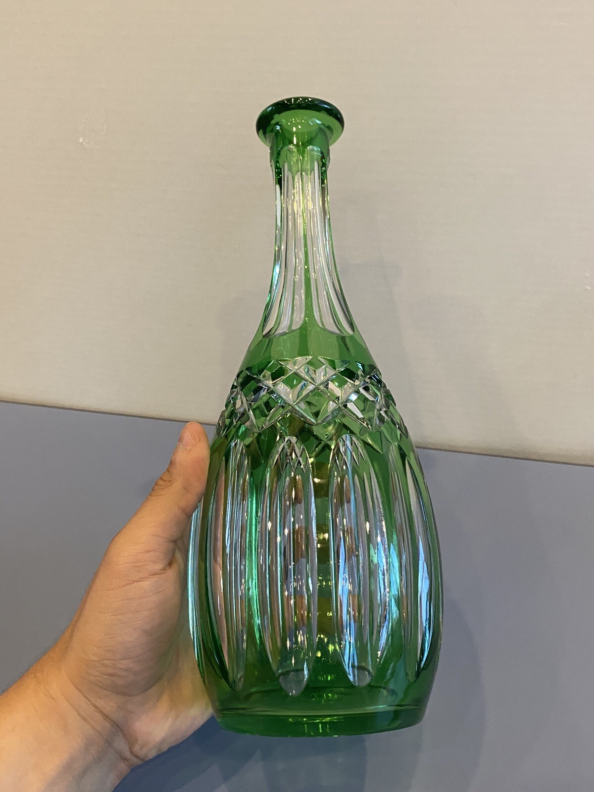 STUNNING VTG Emerald Green Cut To Clear Crystal Decanter W/Stopper 15.25"H