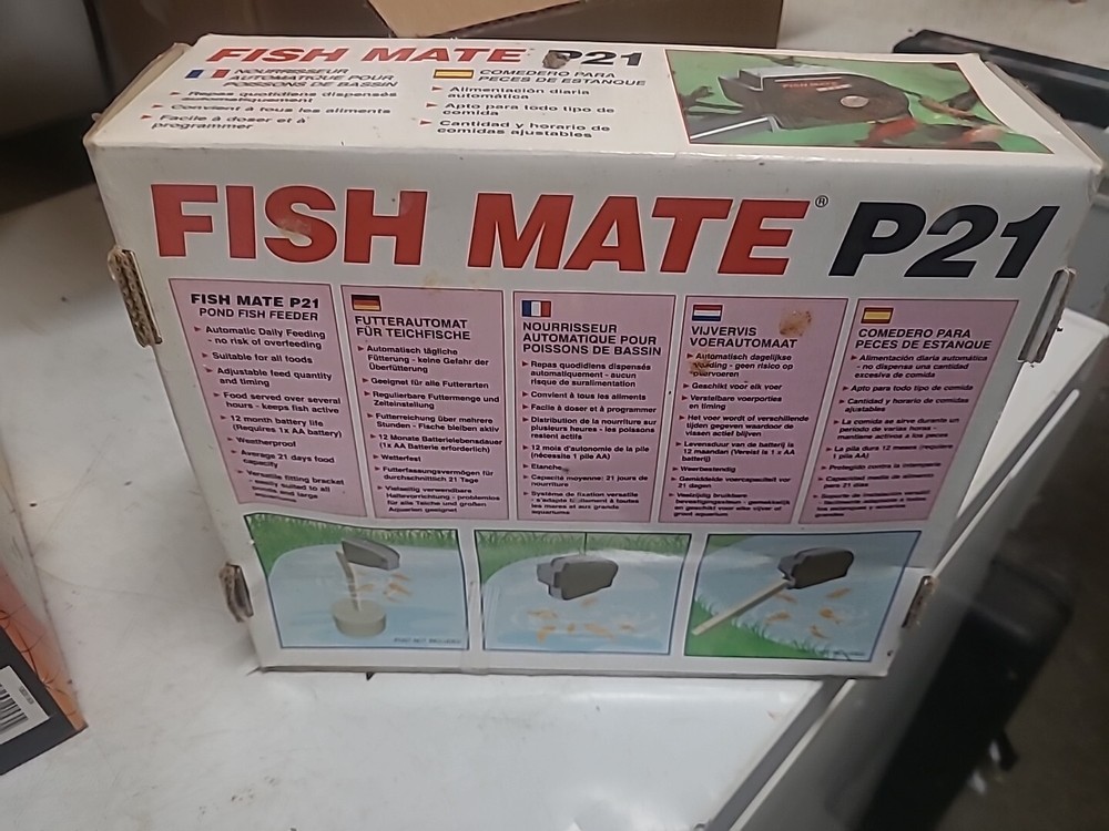 Ani Mate Automatic Pond Fish Feeder, Black