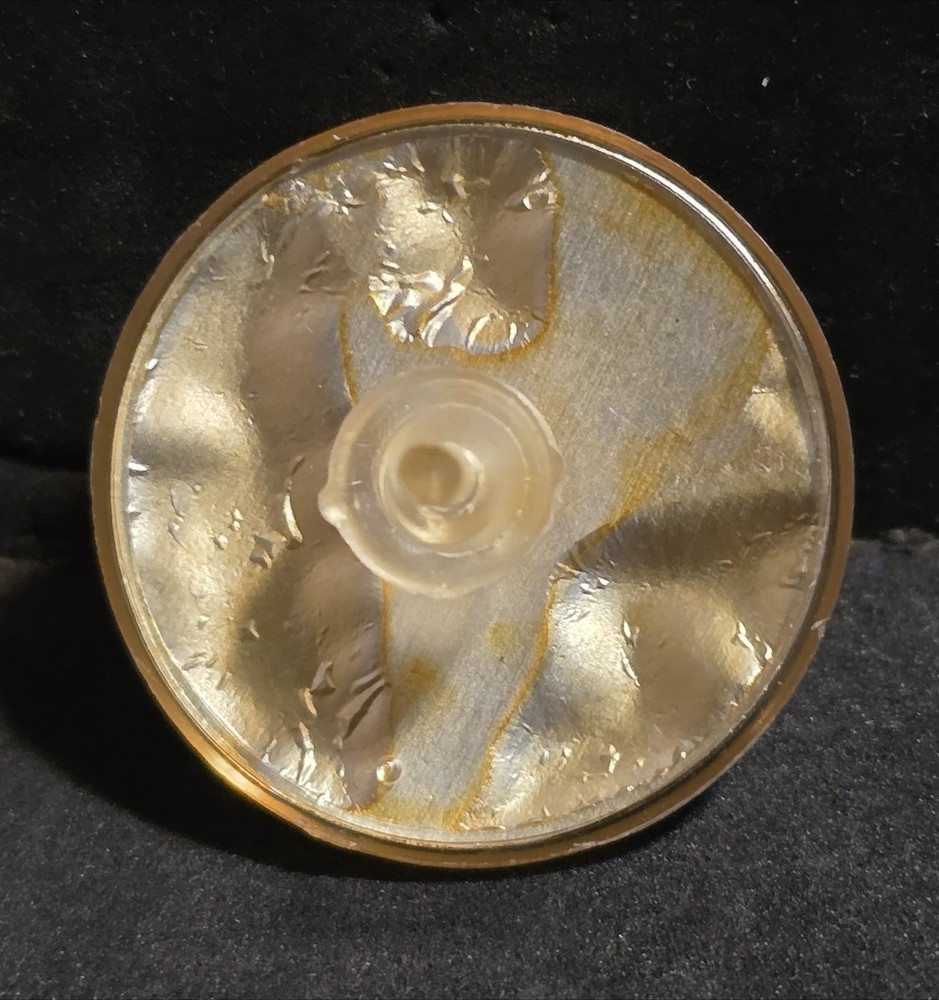 Plastic WW2 Army Enlisted Cap Badge