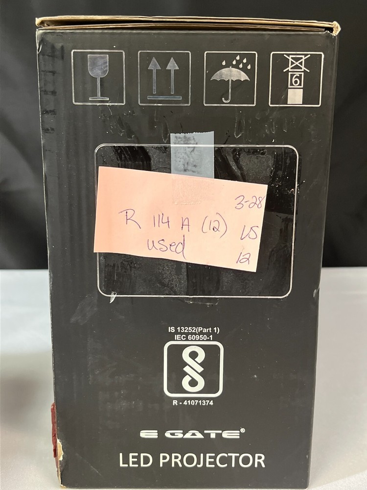 EGate E03i31 Black Silver Portable LED Projector With Remote Control