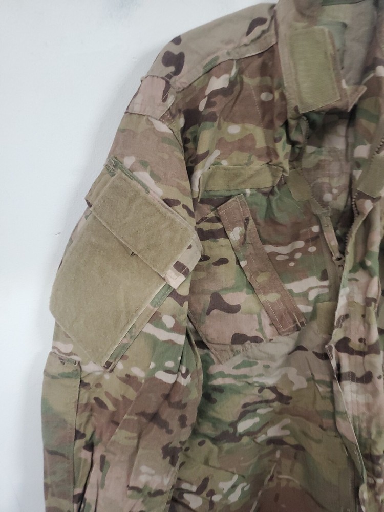 Small Regular US ARMY ISSUE MULTICAM - FLAME RESISTANT New No Tags jacket top