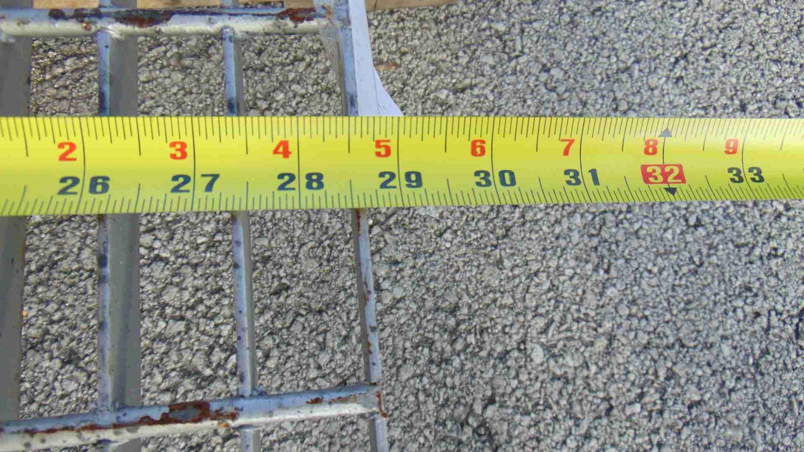 Steel Grating - Painted - 28-1/2" x 12' x 1" - Walkway, Drain Cover, Decking