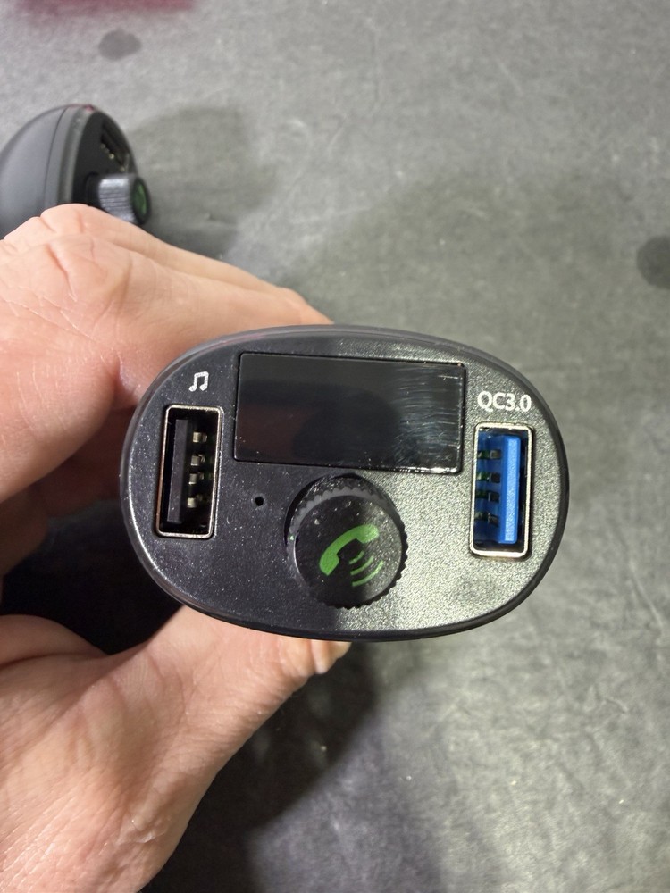 Lot Of 2 FM Car Wireless FM Transmitter Dual Fast Charging Multiport -