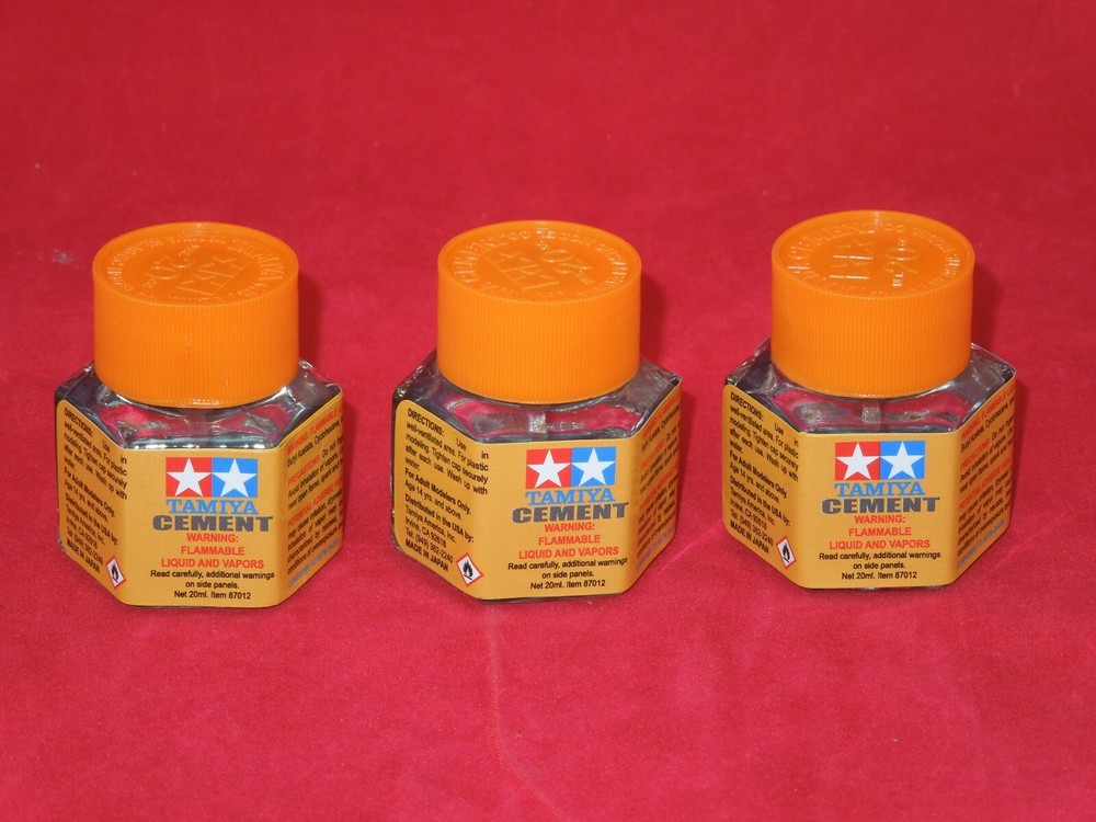 (3) TAMIYA 87012 CEMENT PLASTIC MODEL GLUE 20 ml MODELING 3 PACK