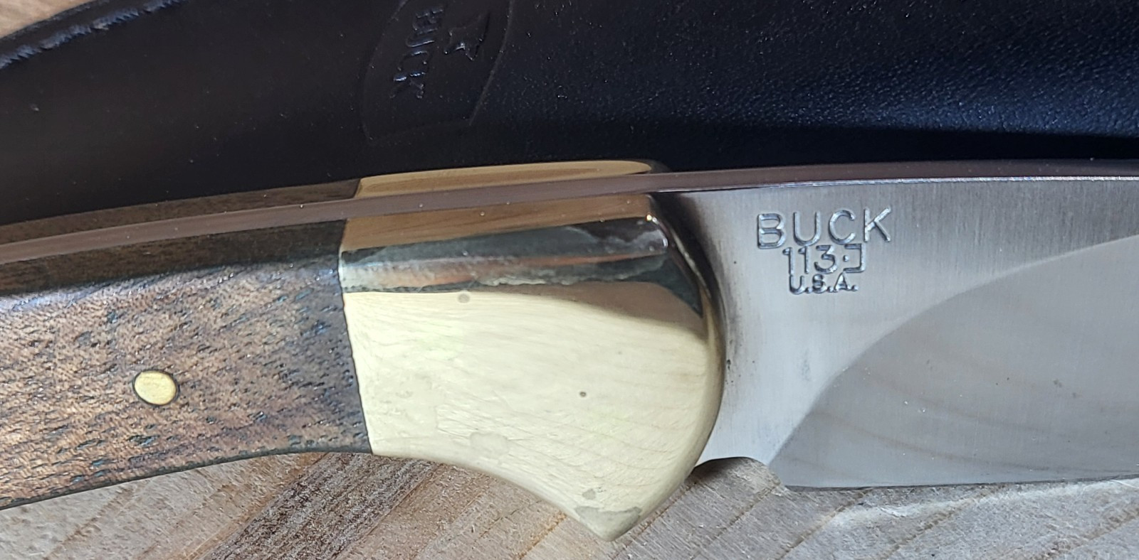 Buck 113 Ranger Skinner Knife with Leather Sheath