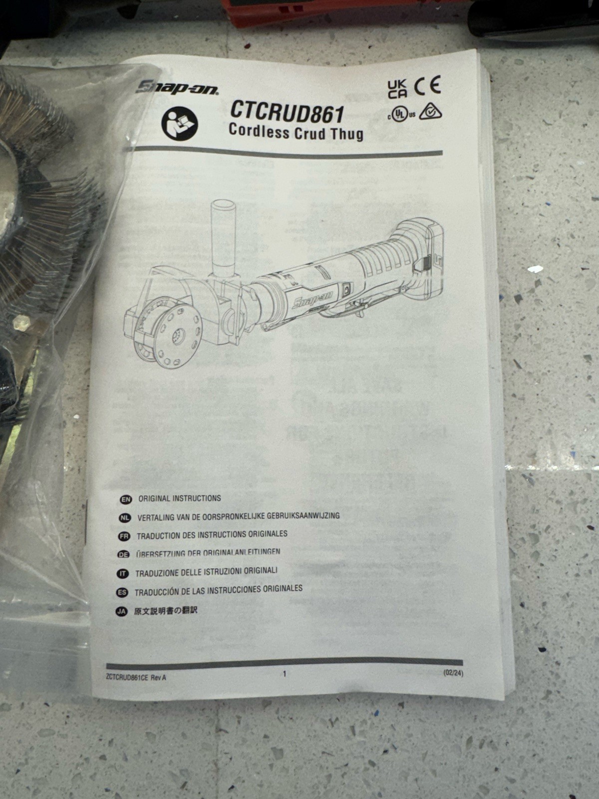 NEW Snap-on CTCRUD861DB 14.4V Lithium Ion Cordless Crud Thug Removal - Tool Only