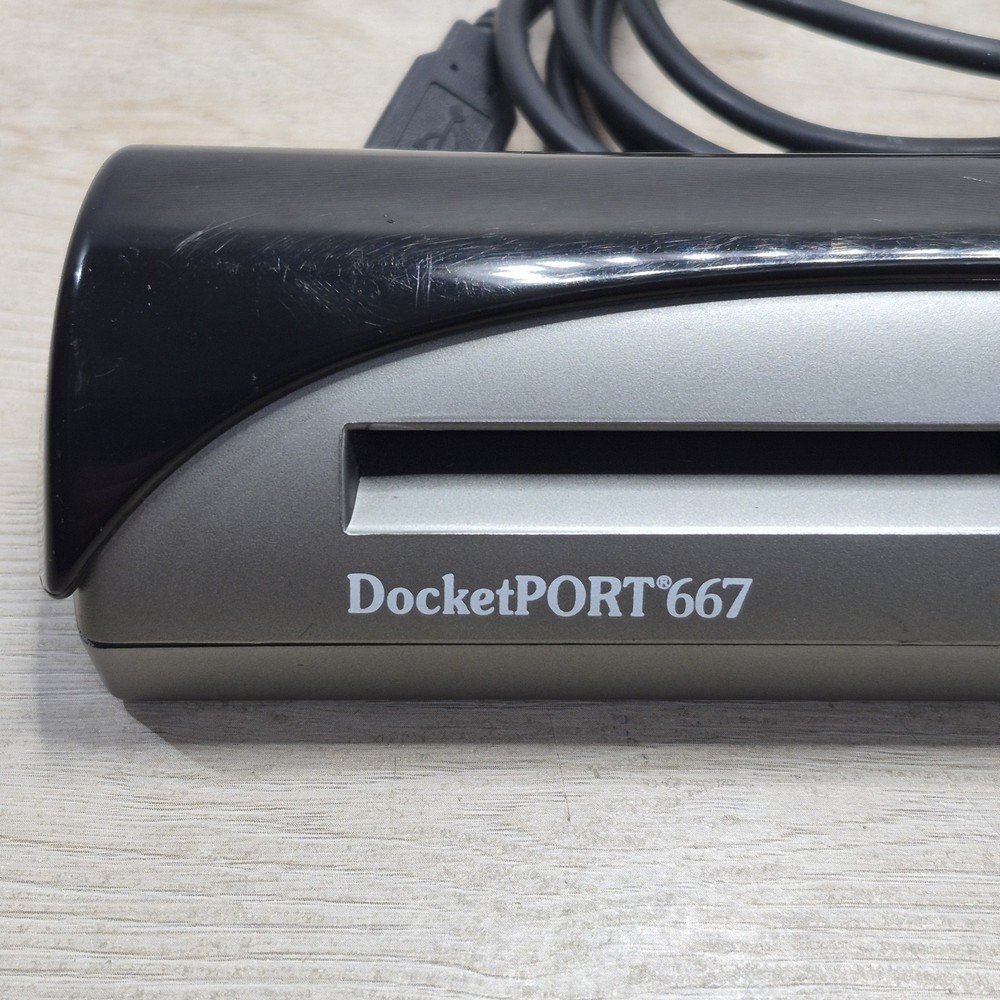 DocketPORT 667 Simplex Card Scanner Compact One Touch Scan