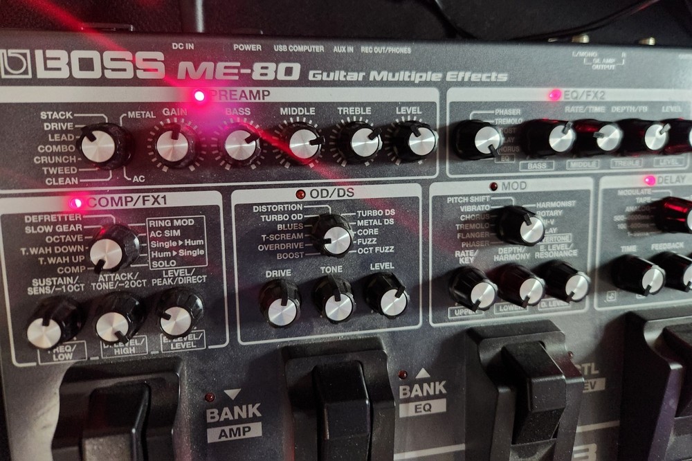 Boss ME-80 Digital Multi-Effects Processor for Electric Guitar