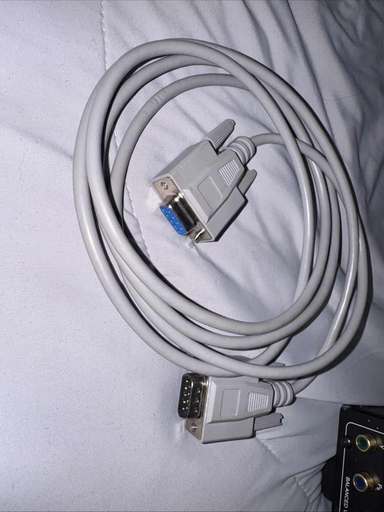 Xantech HD44C5 With Remote Receivers And Cables