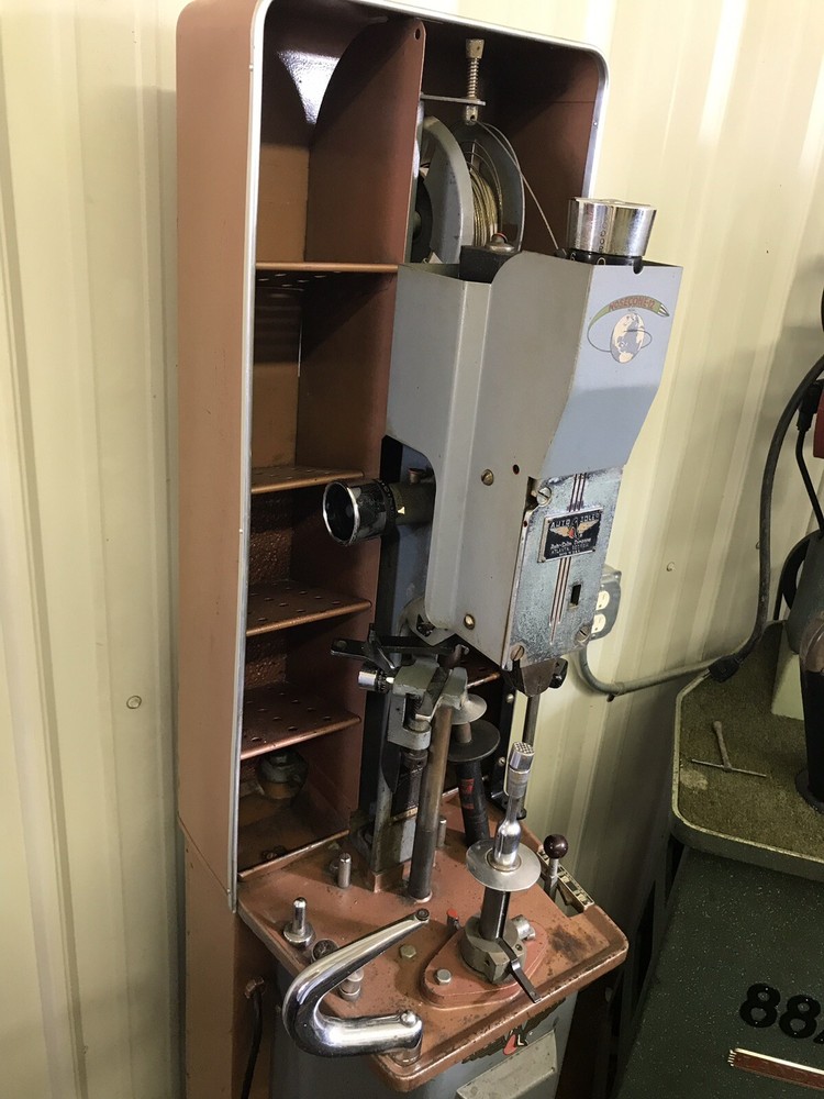 Auto-Soler Shoe Repair Machine