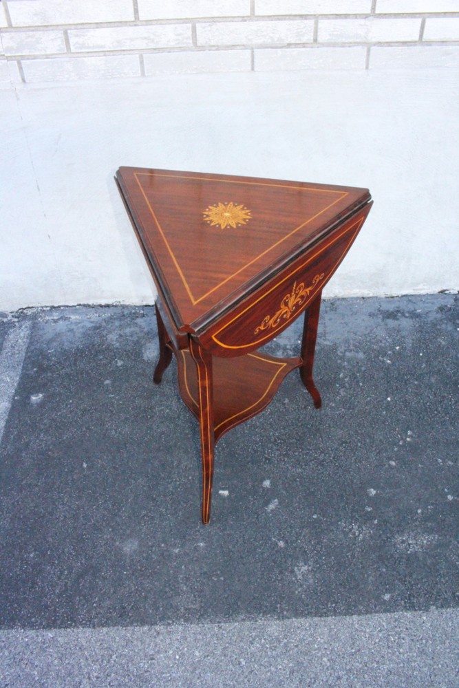 Spectacular Inlaid Triangular Drop Leaf Side End Accent Occasional Table