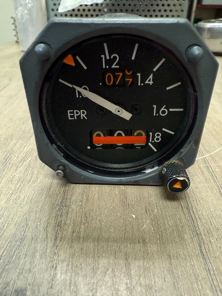 General Electric aircraft indicator engine pressure ratio Lockheed 8dj174 READ