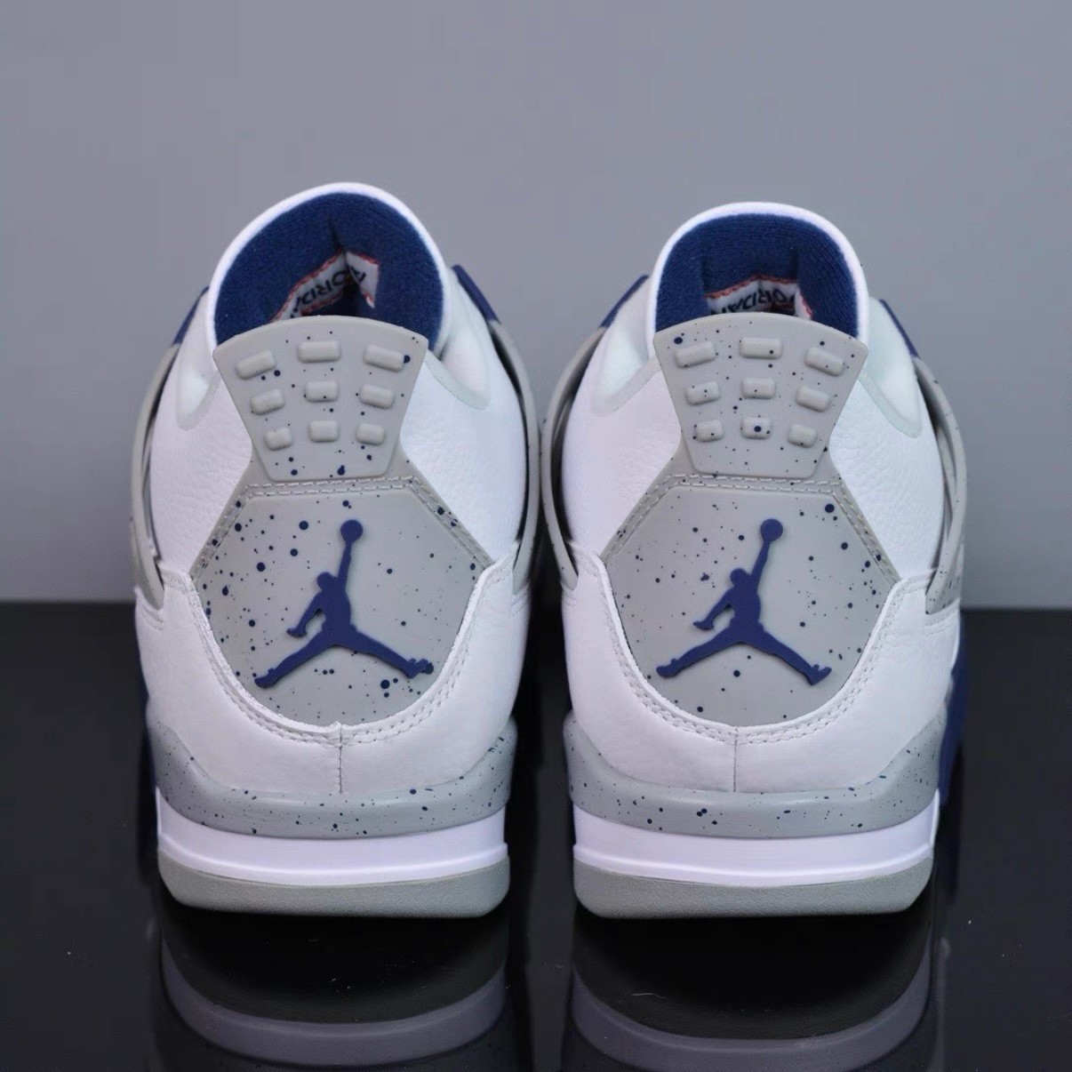 Men's Jordan Air Jordan 4 "Midnight Navy" Retro Mid Top Basketball Shoes