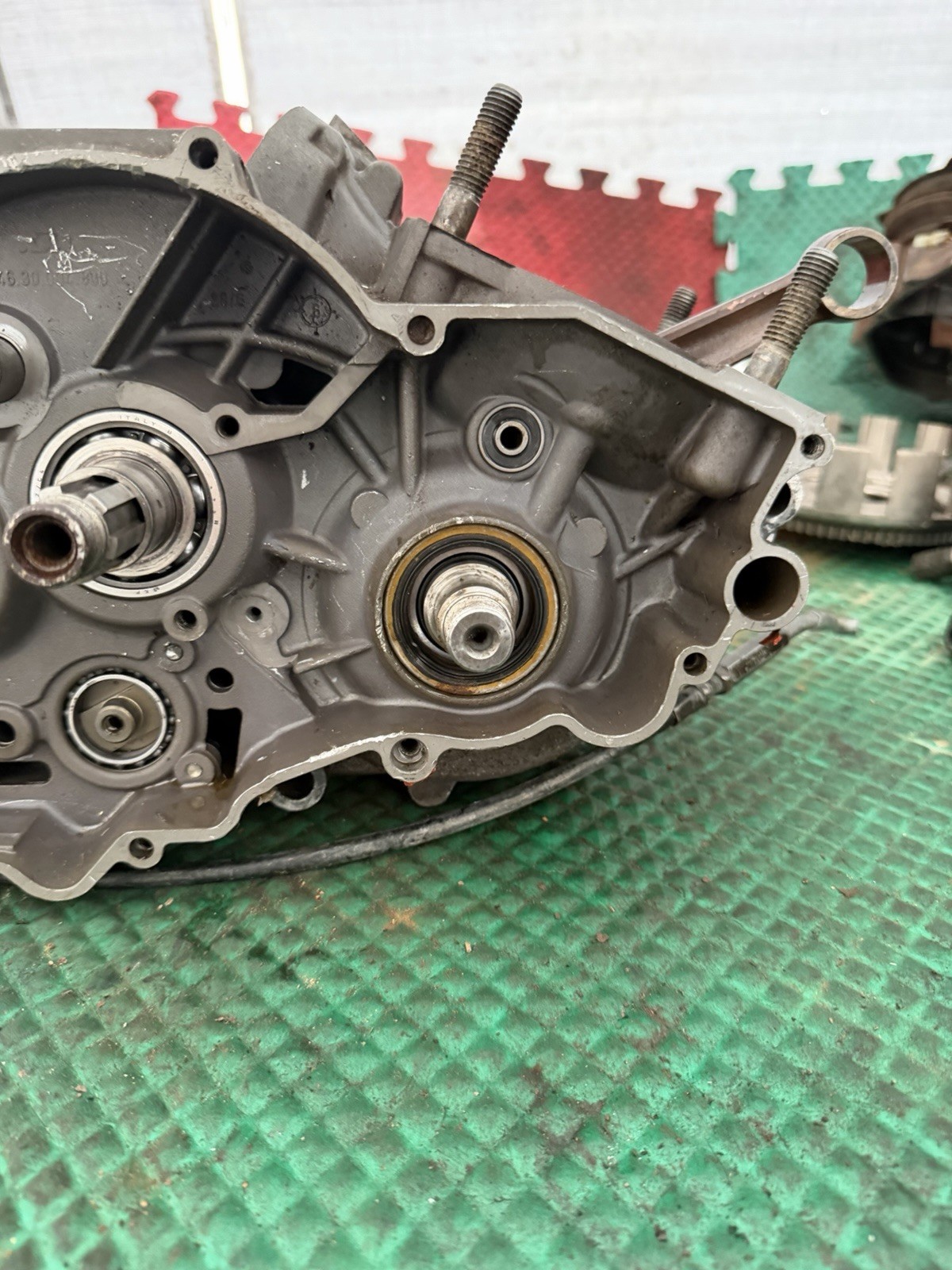 1999 07 KTM 125 250 SX 125SX Engine Crankcase Set Carter Block Half Bottom End