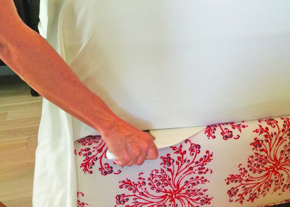 The Bed Sheet Tucker (Single)