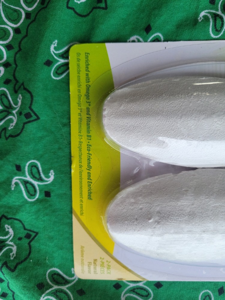 Penn Plax Bird Life E2 Natural Cuttlebone