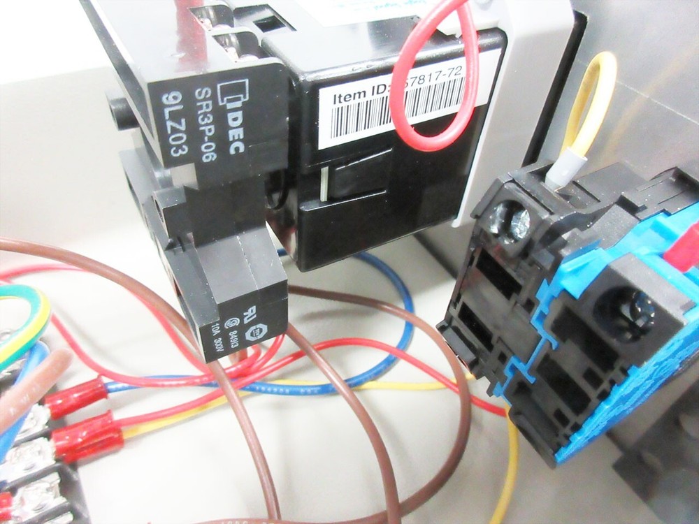 EAGLE SIGNAL B506-7001 REPEAT CYCLE PROGRAMMABLE TIMER SYSTEM