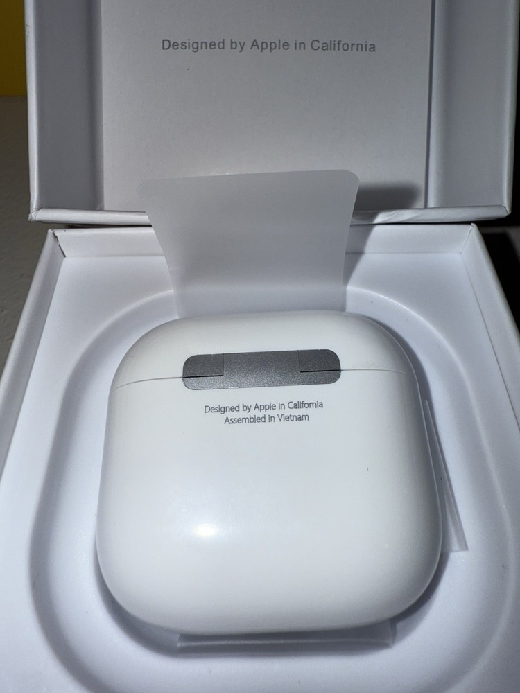 Apple AirPod Generation 4 With Active Noise Cancellation