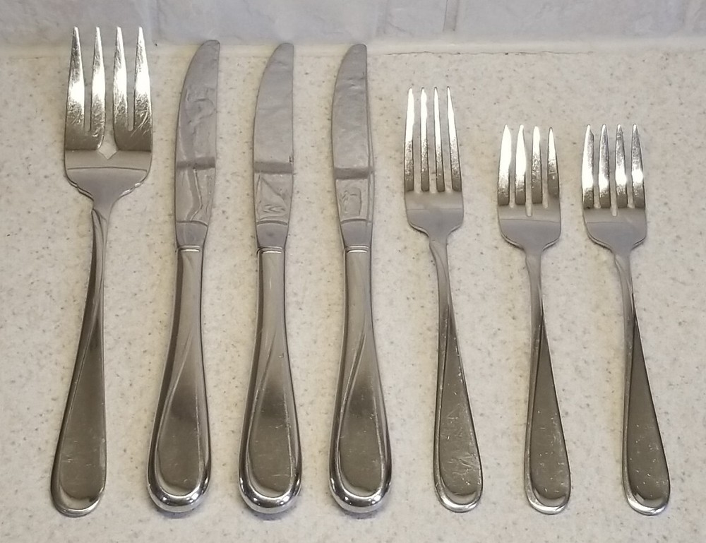 ONEIDA USA STAINLESS FLATWARE FLIGHT RELIANCE 7 PC MISCELLANEOUS BATCH