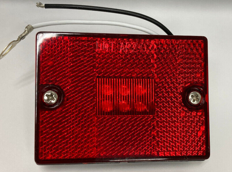 BARGMAN  42-42-401 RECTANGULAR LED LAMP RED STUD