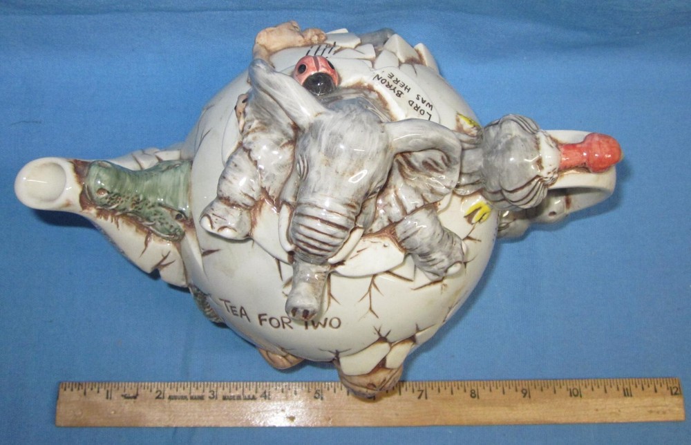 Harmony Kingdom Crackin' Brew Teapot