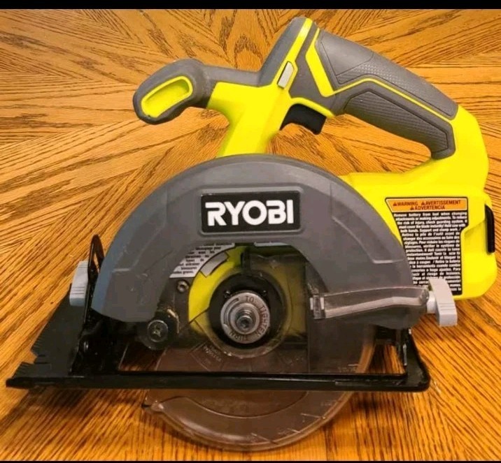 Ryobi PCL500B ONE+ 18V Circular Saw (Tool-Only)