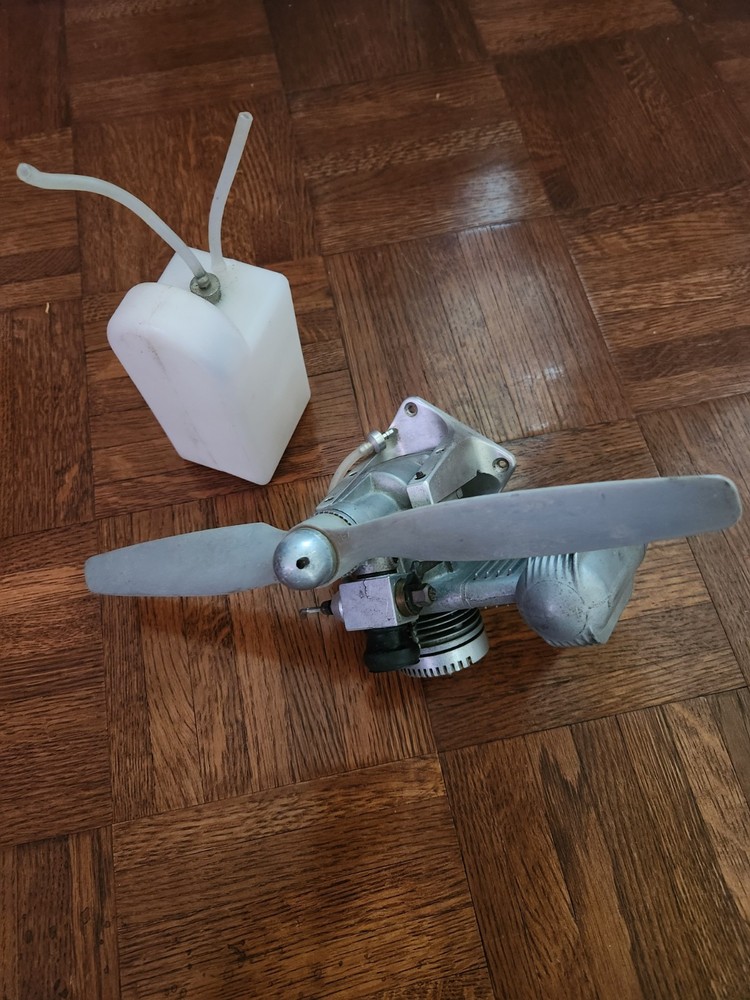 KB 61 Model Airplane Engine with Muffler Master Propeller