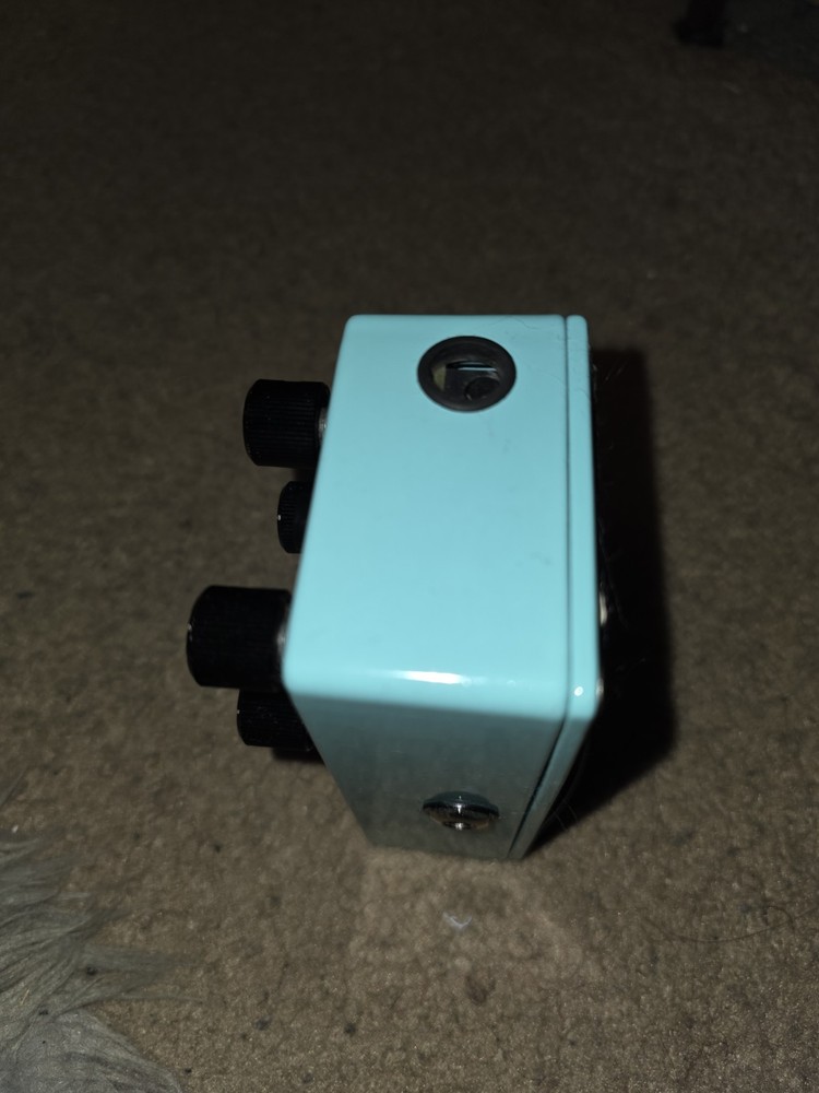 Walrus Audio Deep Six V1 Compressor Sustainer Compression Guitar Effect Pedal