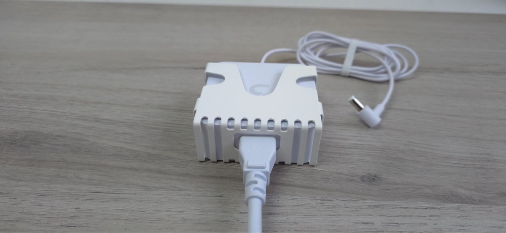 UniFi Power Brick (AC Adapter) Wall Mount