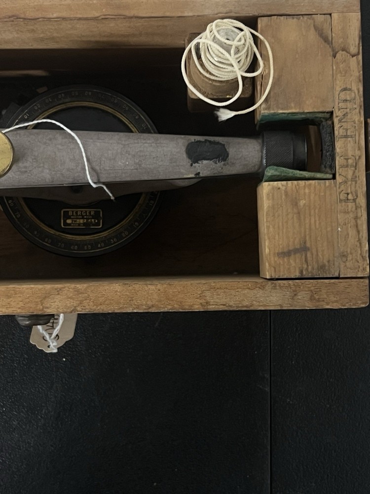 Vintage Berger Engineering Instruments Surveying Transit-Level Model 190A