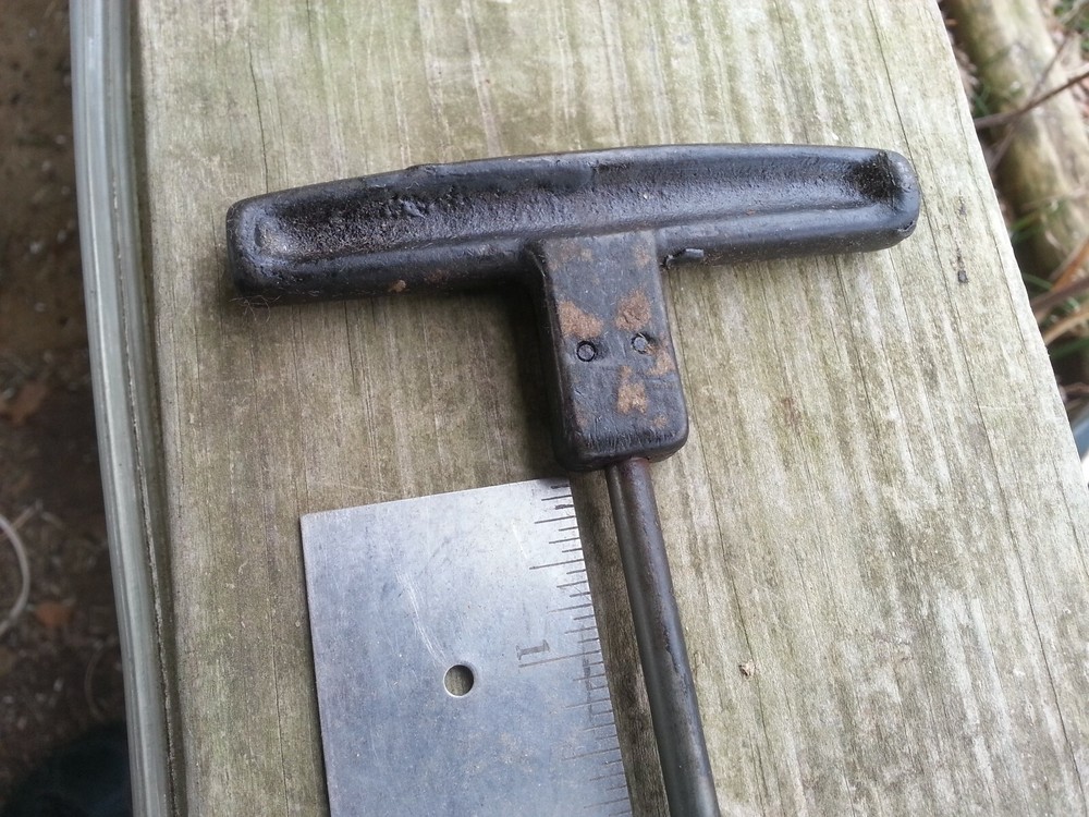 US .30 CALIBER CLEANING ROD JOINTED, WITH BRASS TIP, M8