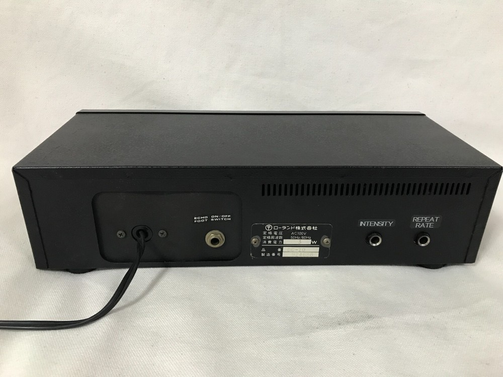 Roland DC-20 Analog Echo Delay Vintage Guitar Effect Box Working