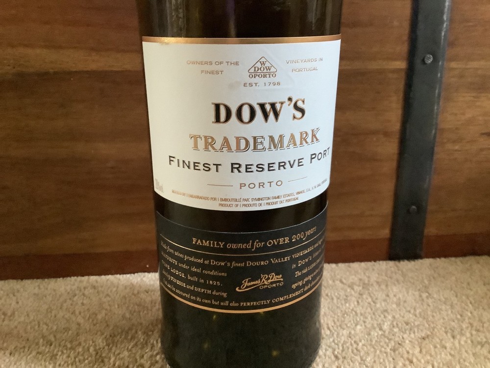 Empty Dow's Finest Reserve Port Bottle 75 cl