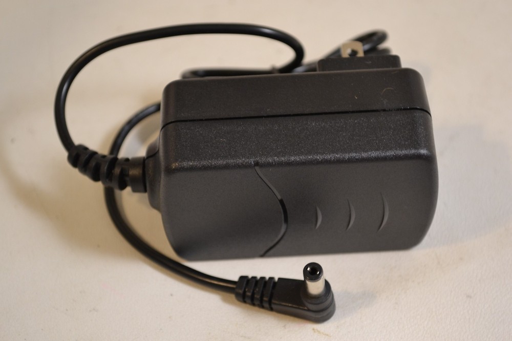 Switching Adapter HKP24-1800800dU