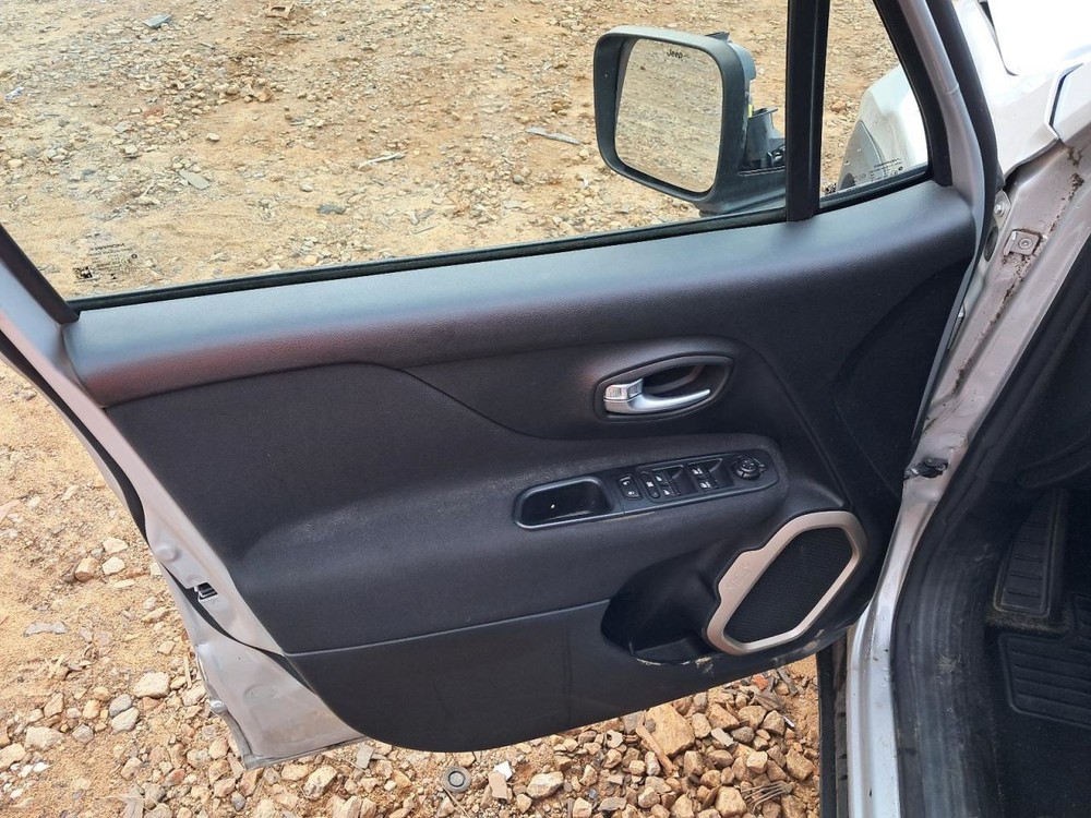 RENEGADE 2015 Glove Box 4802012