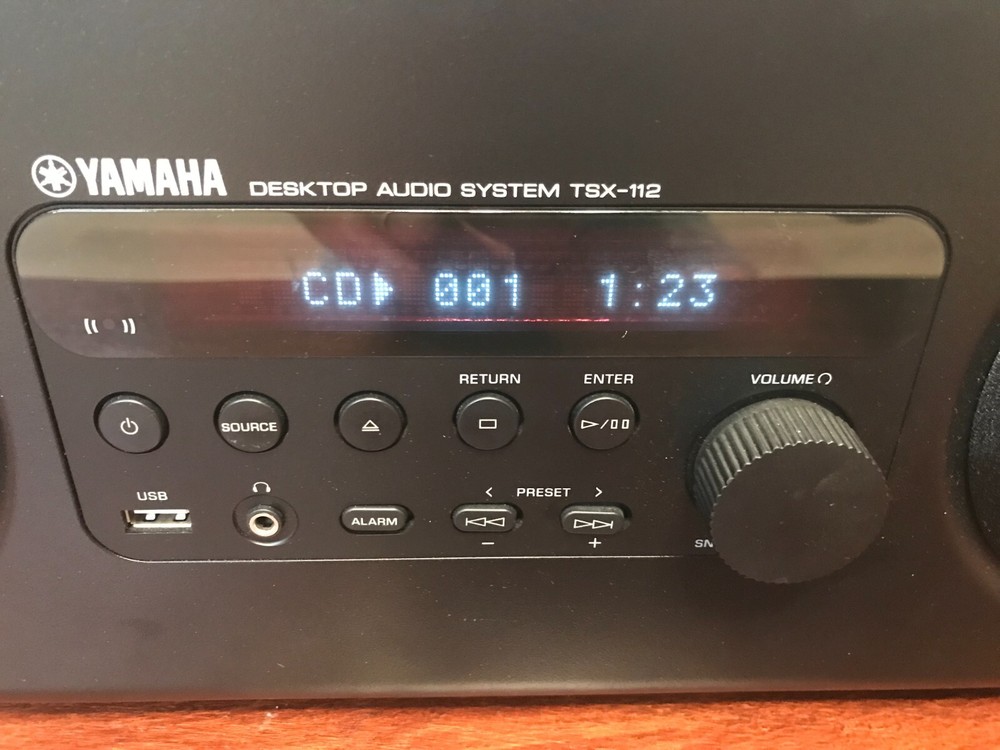 Yamaha TSX-112 Desktop Stereo System