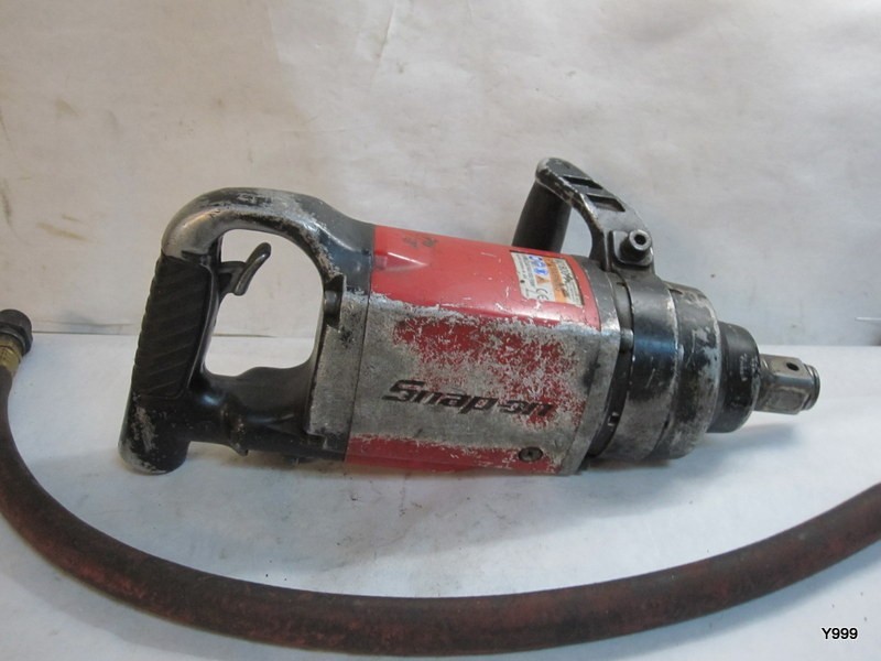 SNAP ON TOOLS IM1800 1 INCH DRIVE IMPACT GUN