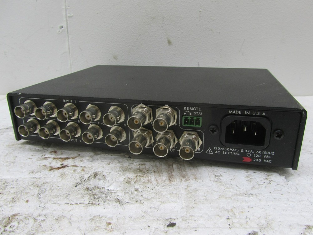 INLINE 3552R HIGH RESOLUTION RGBHV SWITCHER, USED