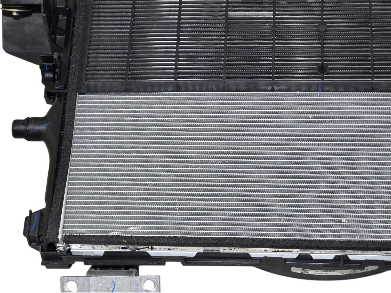 1494175-00-A Tesla Model 3 Model Y Radiator Cooling Fan Shroud Assembly OEM