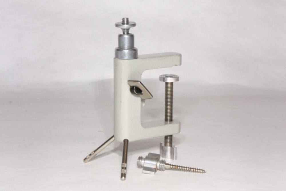 Camera clamp / table tripod w/ball head, great design, clean