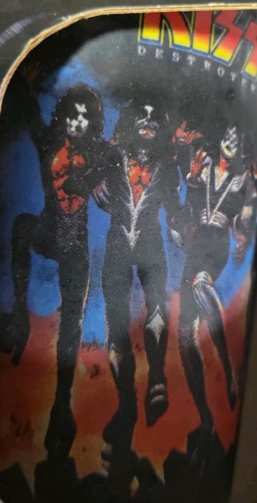 KIZZ Collector's Series Pint Glass 16 oz 4- Pack 2006