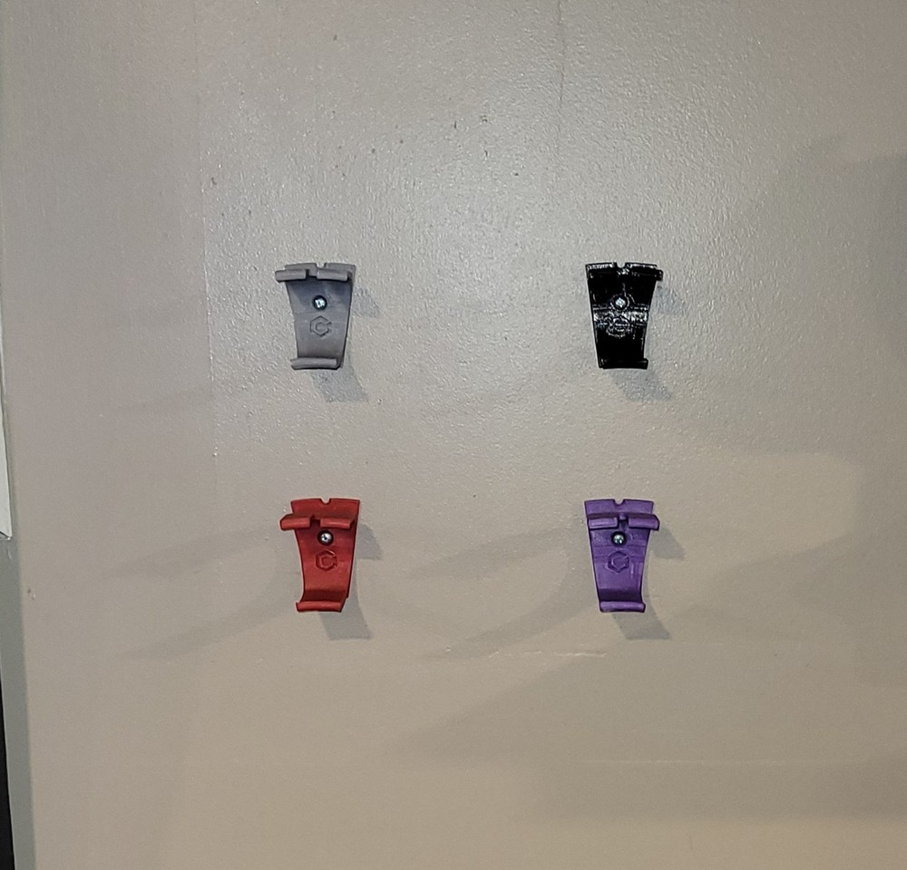 Nintendo GameCube Controller Wall Mount Clip Holder Hanger Bracket with Logo