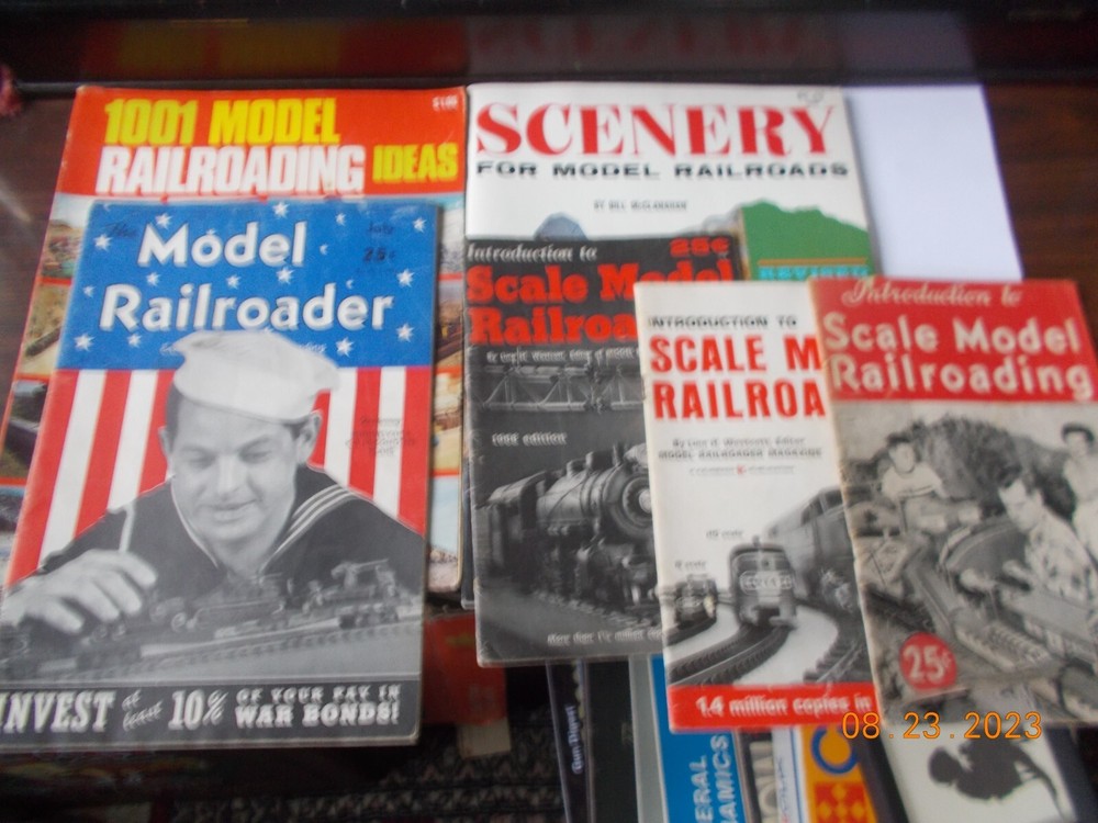 6 Vintage Model Railroading Introductory / Instructional Booklets