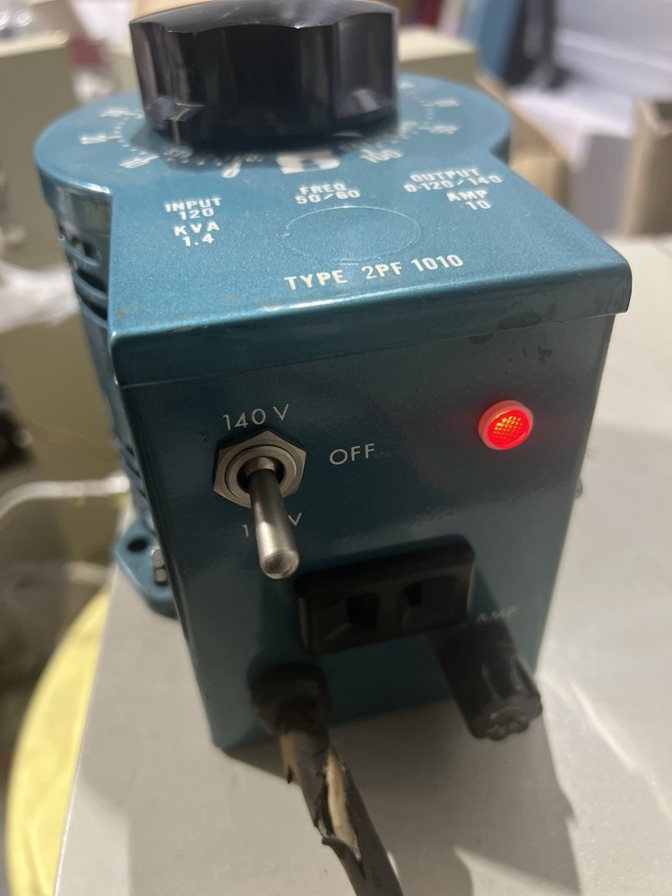 Mint Staco 2PF-1010 120/140v Variable Transformer