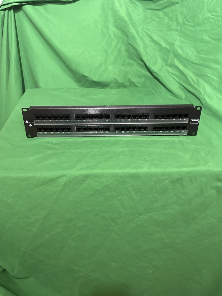 Siemon HD Series 48-Port Cat5e Patch Panel Rackmount