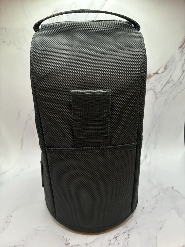 Nikon CL-M1 Semi Soft Lens Case
