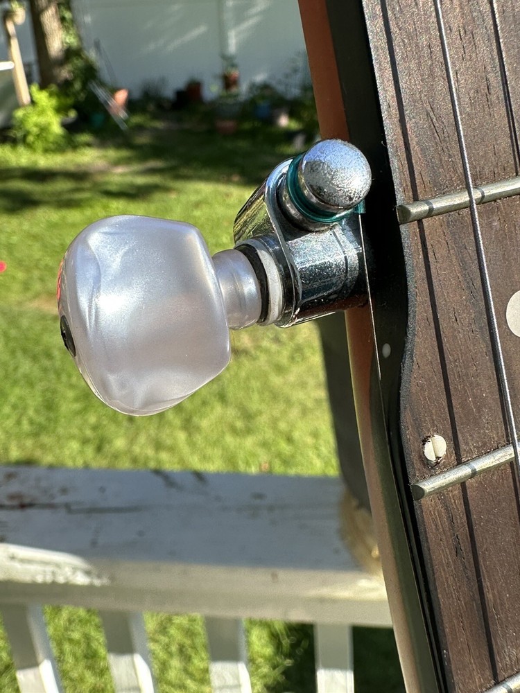 Epiphone 5 Strings Banjo - Serial # 1305133149 w/Soft Shell Case