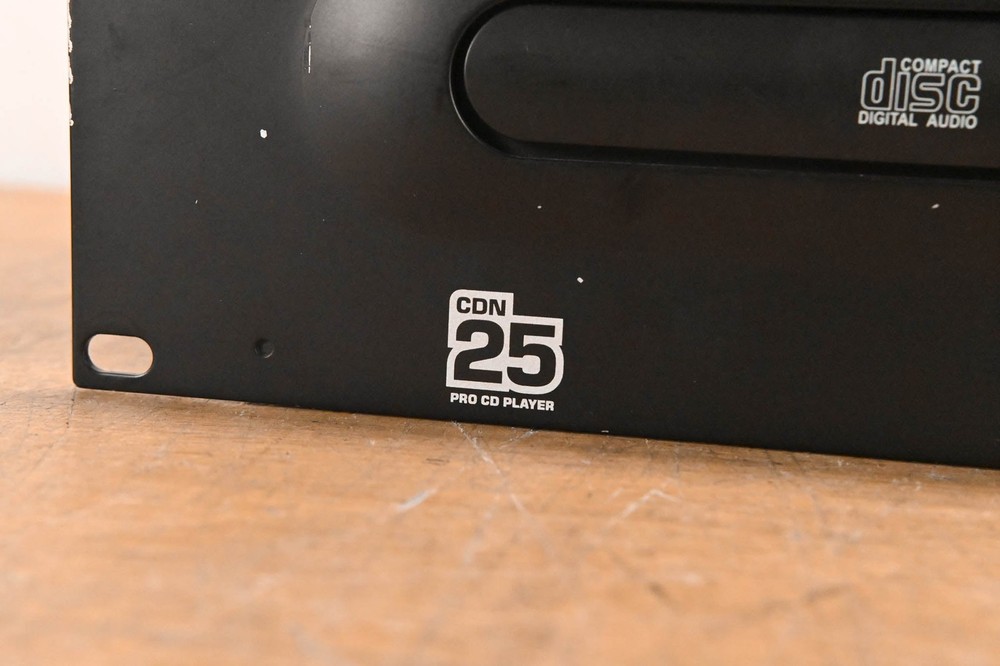 Numark CDN25 Professional Dual CD Player with Controller CG01T98