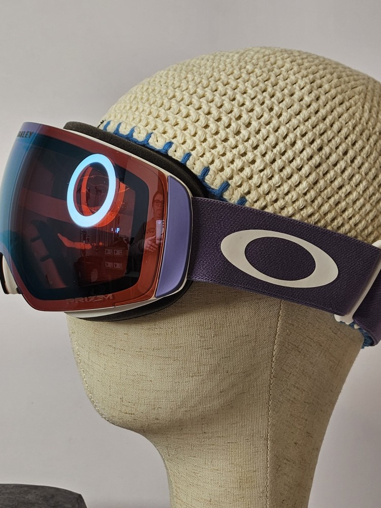 Oakley Flight Deck M Lilac Sapphire Blue