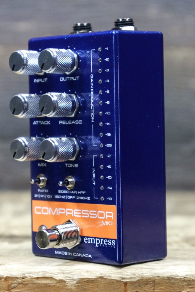Empress Effects Compressor MkII All Analog Compressor Blue Sparkle Effect Pedal
